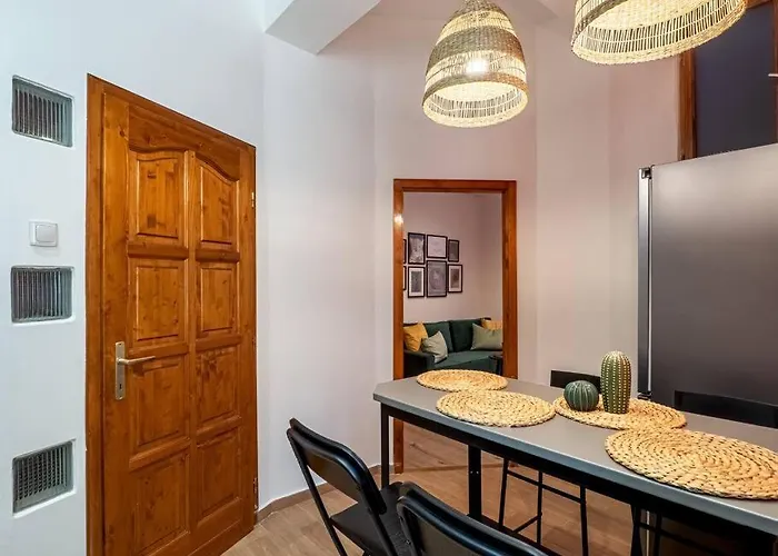 Mexicopo With Garage Apartment
